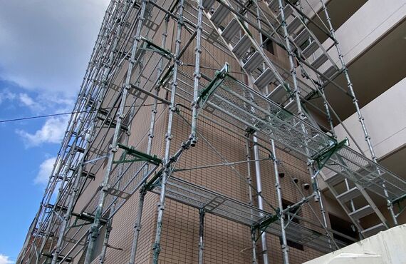 足場工事・鳶工事専門の職人の求人を行っています | 大分市から足場工事を提供する株式会社ホウダイ